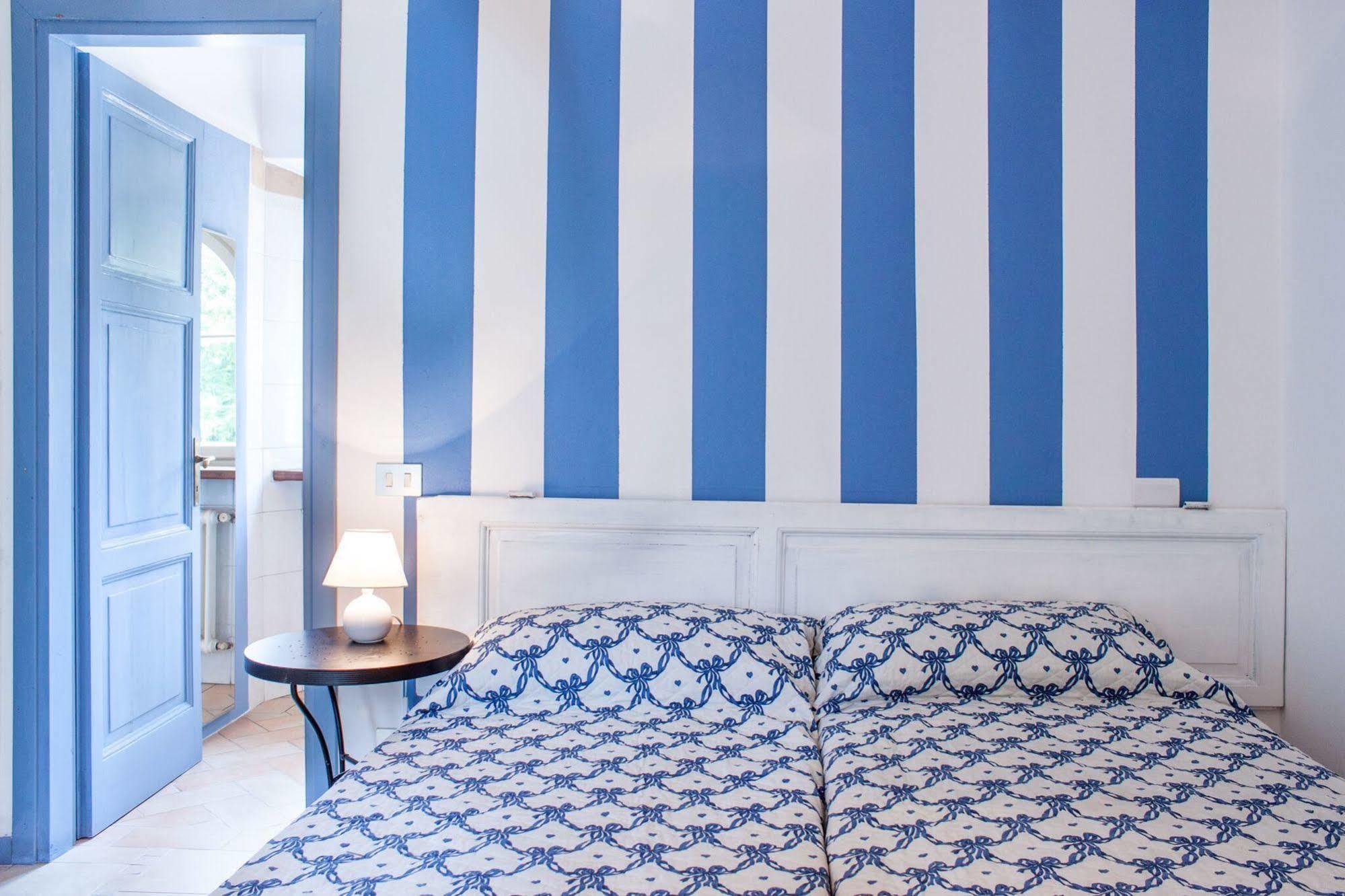 Casa La Viola Blu Bed & Breakfast Cernobbio Exterior photo